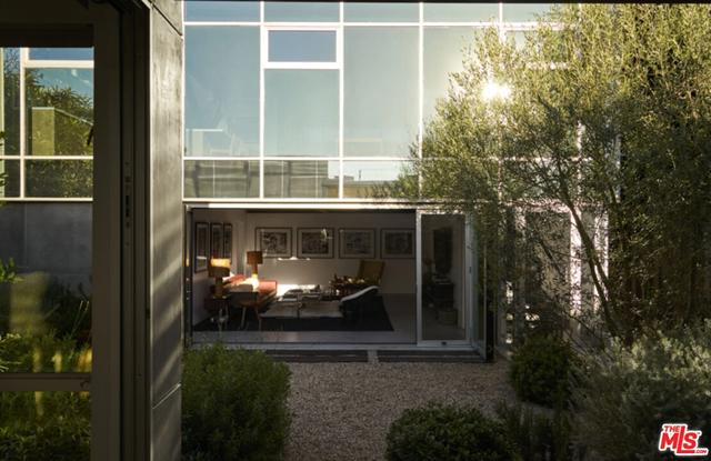 741 Brooks Ave, Venice, CA 90291