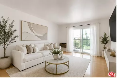 9005 Cynthia St #413, West Hollywood, CA 90069