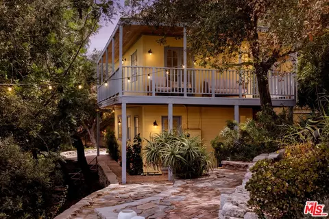 2041 N Alta Vista Ave, Los Angeles, CA 90046
