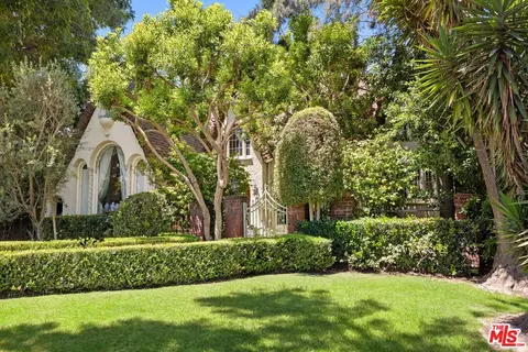 187 N Citrus Ave, Los Angeles, CA 90036