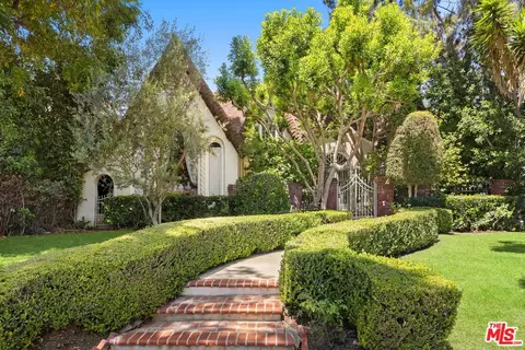 187 N Citrus Ave, Los Angeles, CA 90036