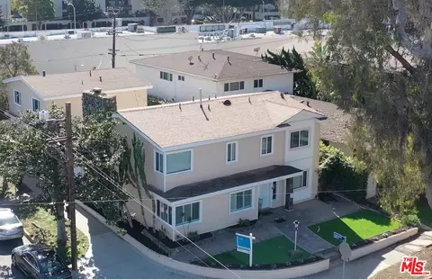 8100 W 83rd St, Playa Del Rey, CA 90293