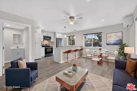 1435 W 22nd St, Los Angeles, CA 90007