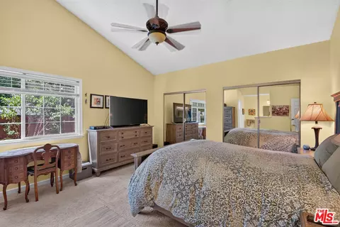Bedroom - 930 Bartlett Pl, Windsor, CA 95492 photo 1 of 3