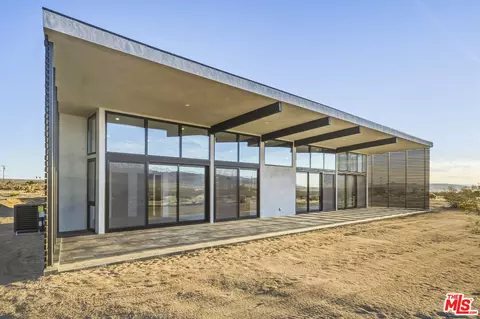 Exterior - 63551 Cobalt Rd, Joshua Tree, CA 92252 photo 8 of 10