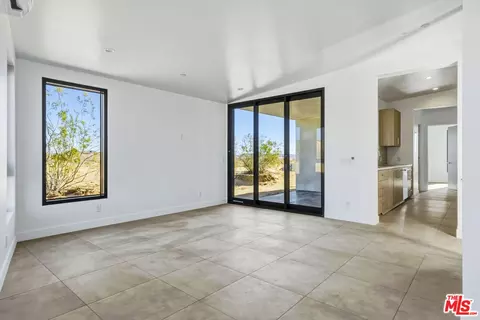 Living - 63551 Cobalt Rd, Joshua Tree, CA 92252 photo 3 of 3