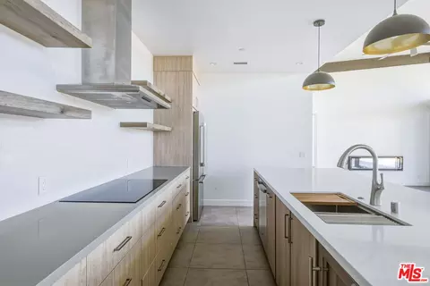 Kitchen - 63551 Cobalt Rd, Joshua Tree, CA 92252 photo 4 of 6