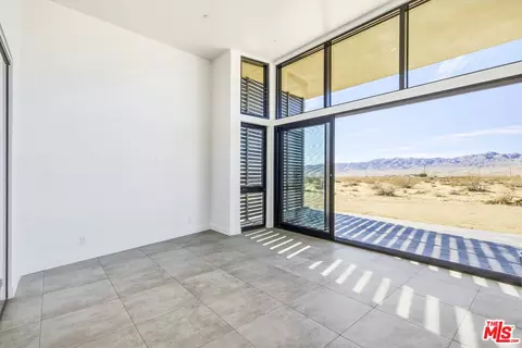 Bedroom - 63551 Cobalt Rd, Joshua Tree, CA 92252 photo 2 of 4