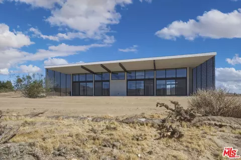Exterior - 63551 Cobalt Rd, Joshua Tree, CA 92252 photo 2 of 10