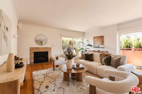 10760 Missouri Ave #102, Los Angeles, CA 90025