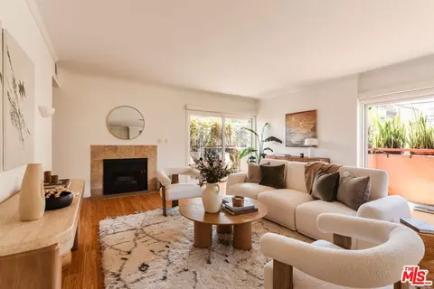 10760 Missouri Ave #102, Los Angeles, CA 90025