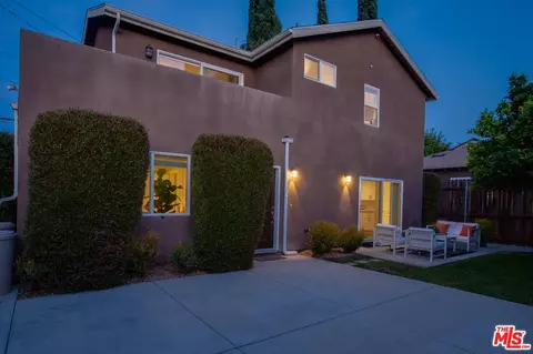 15031 Hartland St, Van Nuys, CA 91405