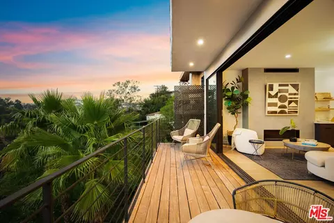 8309 Yucca Trl, Los Angeles, CA 90046
