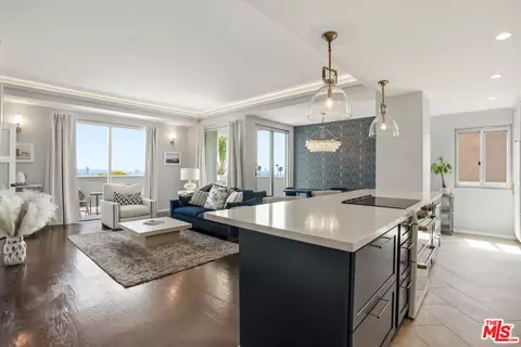 7250 Franklin Ave #616, Los Angeles, CA 90046