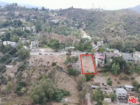 9467 Reverie Rd, Tujunga, CA 91042 photo 5