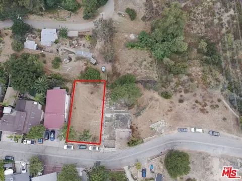 9467 Reverie Rd, Tujunga, CA 91042 photo 7