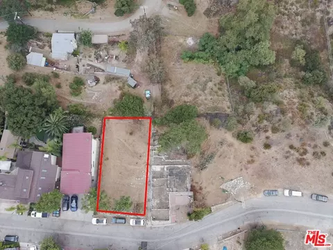 9467 Reverie Rd, Tujunga, CA 91042 photo 8