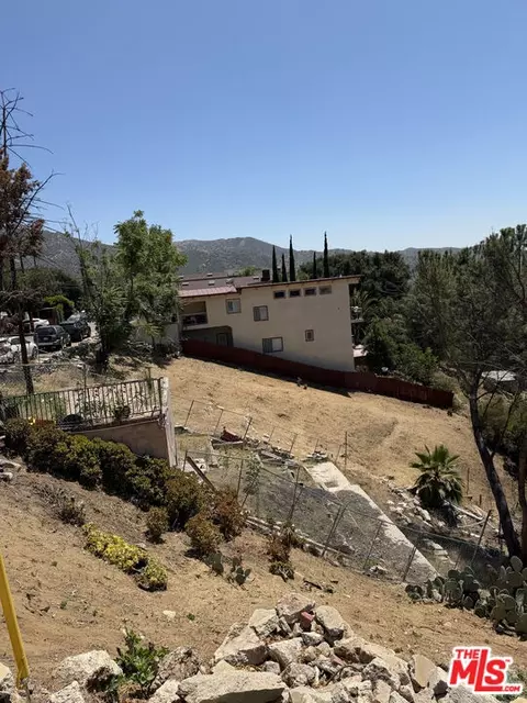 9477 Reverie Rd, Tujunga, CA 91042 photo 15