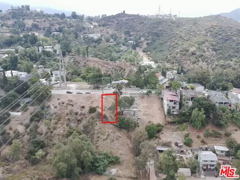 9477 Reverie Rd, Tujunga, CA 91042 photo 4