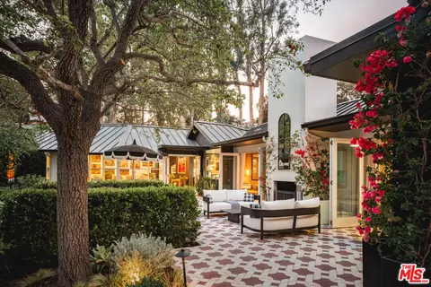 1381 E Valley Rd, Santa Barbara, CA 93108