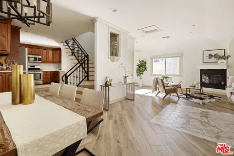 272 N Chester Ave #101, Pasadena, CA 91106