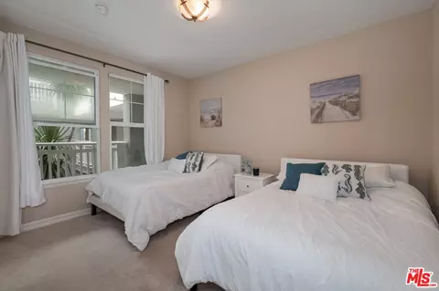 Bedroom - 1542 Seabridge Ln, Oxnard, CA 93035 photo 1 of 4