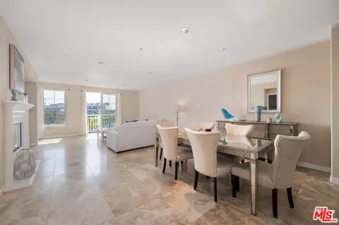 Dining - 1542 Seabridge Ln, Oxnard, CA 93035 photo 1 of 2