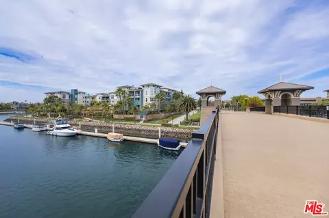 View/Area - 1542 Seabridge Ln, Oxnard, CA 93035 photo 1 of 4