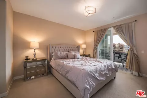 Bedroom - 1542 Seabridge Ln, Oxnard, CA 93035 photo 3 of 4