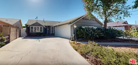 6619 Sunnyslope Ave, Van Nuys, CA 91401