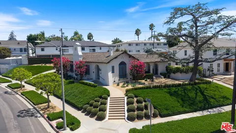 800 S Plymouth Blvd, Los Angeles, CA 90005
