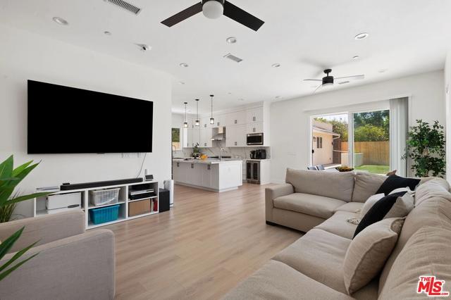 8910 W 25th St, Los Angeles, CA 90034