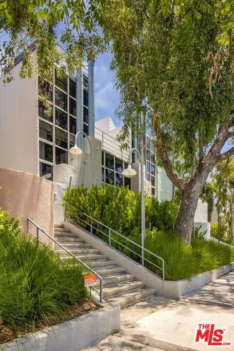 2433 28th St #B, Santa Monica, CA 90405