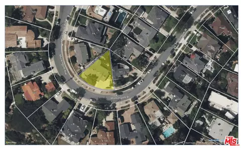 501 Muskingum Pl, Pacific Palisades, CA 90272