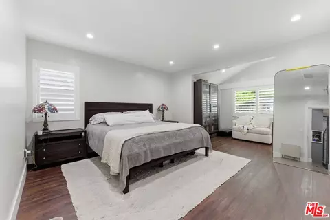 Bedroom - 966 Worcester Ave, Pasadena, CA 91104 photo 1 of 12