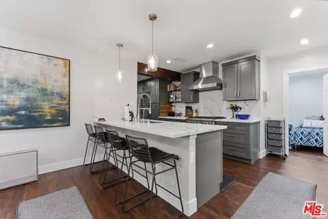 Kitchen - 966 Worcester Ave, Pasadena, CA 91104 photo 3 of 8