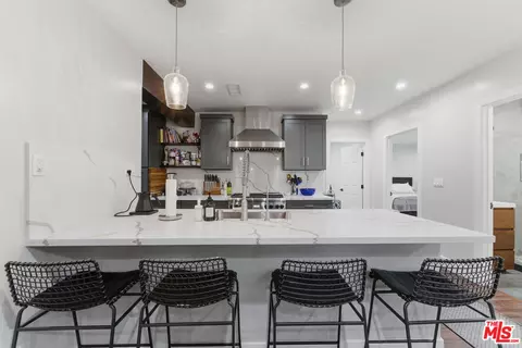 Kitchen - 966 Worcester Ave, Pasadena, CA 91104 photo 2 of 8