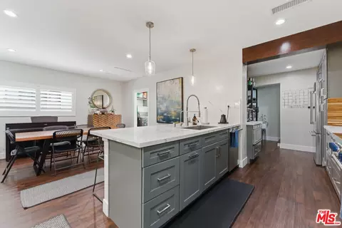 Kitchen - 966 Worcester Ave, Pasadena, CA 91104 photo 4 of 8