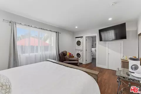 Bedroom - 966 Worcester Ave, Pasadena, CA 91104 photo 10 of 12
