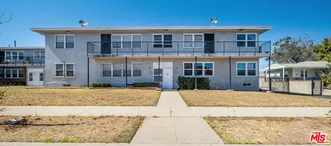 3311 W 77th St, Los Angeles, CA 90043