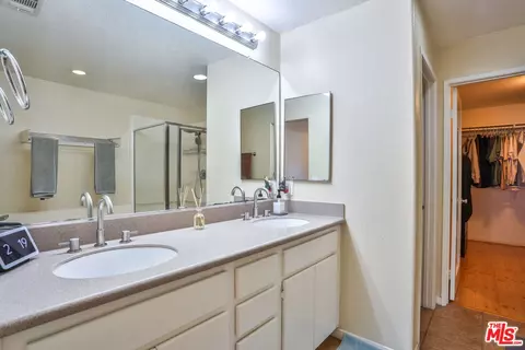 Bath - 17828 Woodbine Ct, Carson, CA 90746 photo 1 of 4