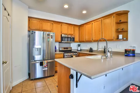 Kitchen - 17828 Woodbine Ct, Carson, CA 90746 photo 1 of 3