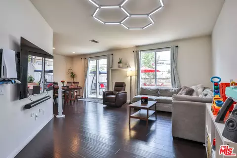Living - 17828 Woodbine Ct, Carson, CA 90746 photo 1 of 2