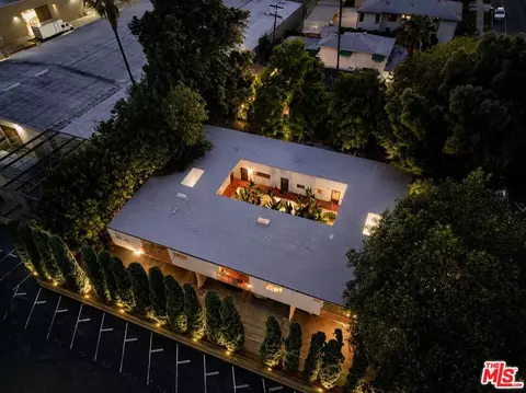 4208 Russell Ave, Los Angeles, CA 90027