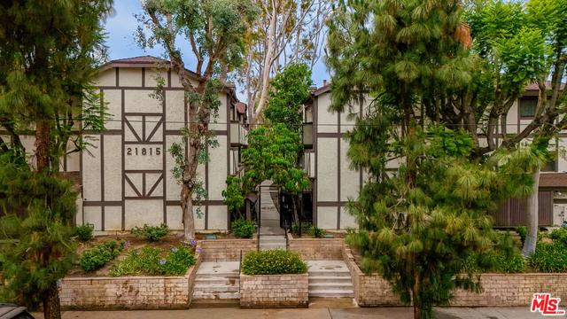 21811 Saticoy St #23, Canoga Park, CA 91304