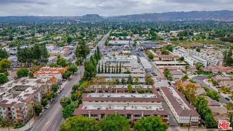 21811 Saticoy St #23, Canoga Park, CA 91304
