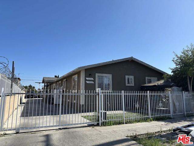 1848 W Jefferson Blvd, Los Angeles, CA 90018