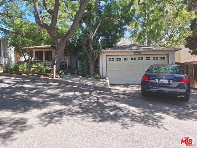 10866 Kingsland St, Los Angeles, CA 90034