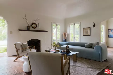 1990 Rose Villa St, Pasadena, CA 91107