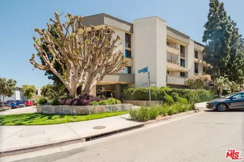 750 S Spaulding Ave #214, Los Angeles, CA 90036